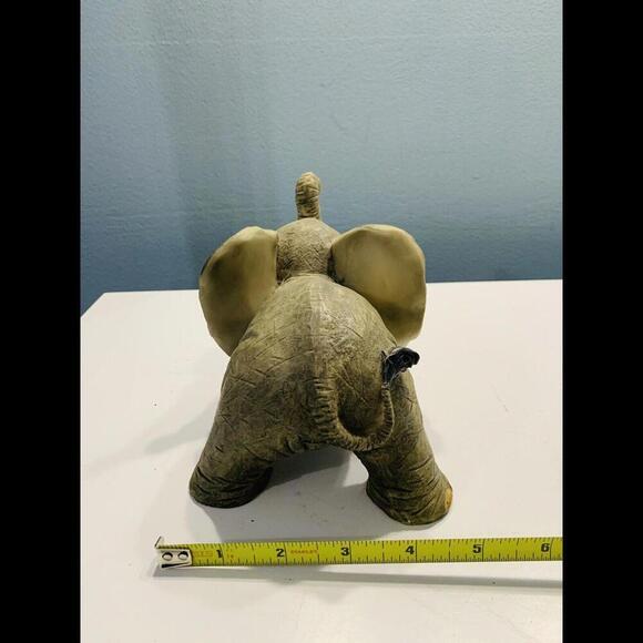 Tuskers Baby Elephant playing with Friend Figurine Sloth Large Ears Vintage - Picture 8 of 11
